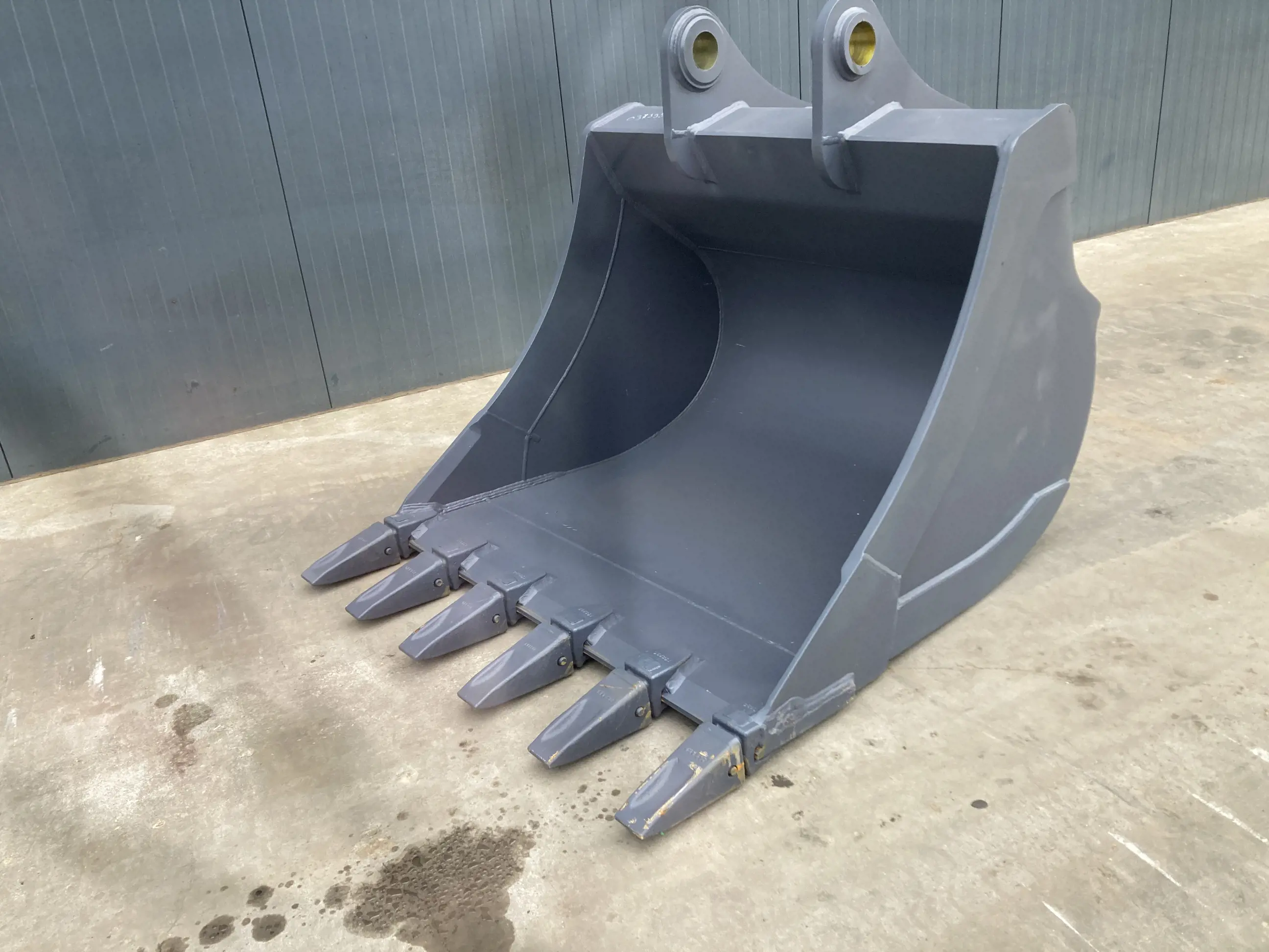 Hitachi ZX300 – #904542 – Smitma